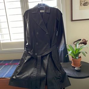 Lovely black trench coat Barney’s New York black size S